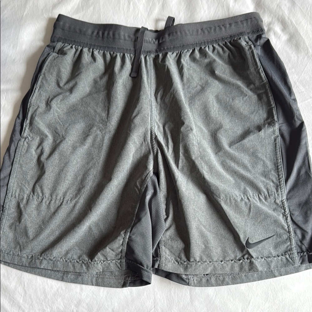 Nike Men's Charcoal and Black Athletic Shorts
